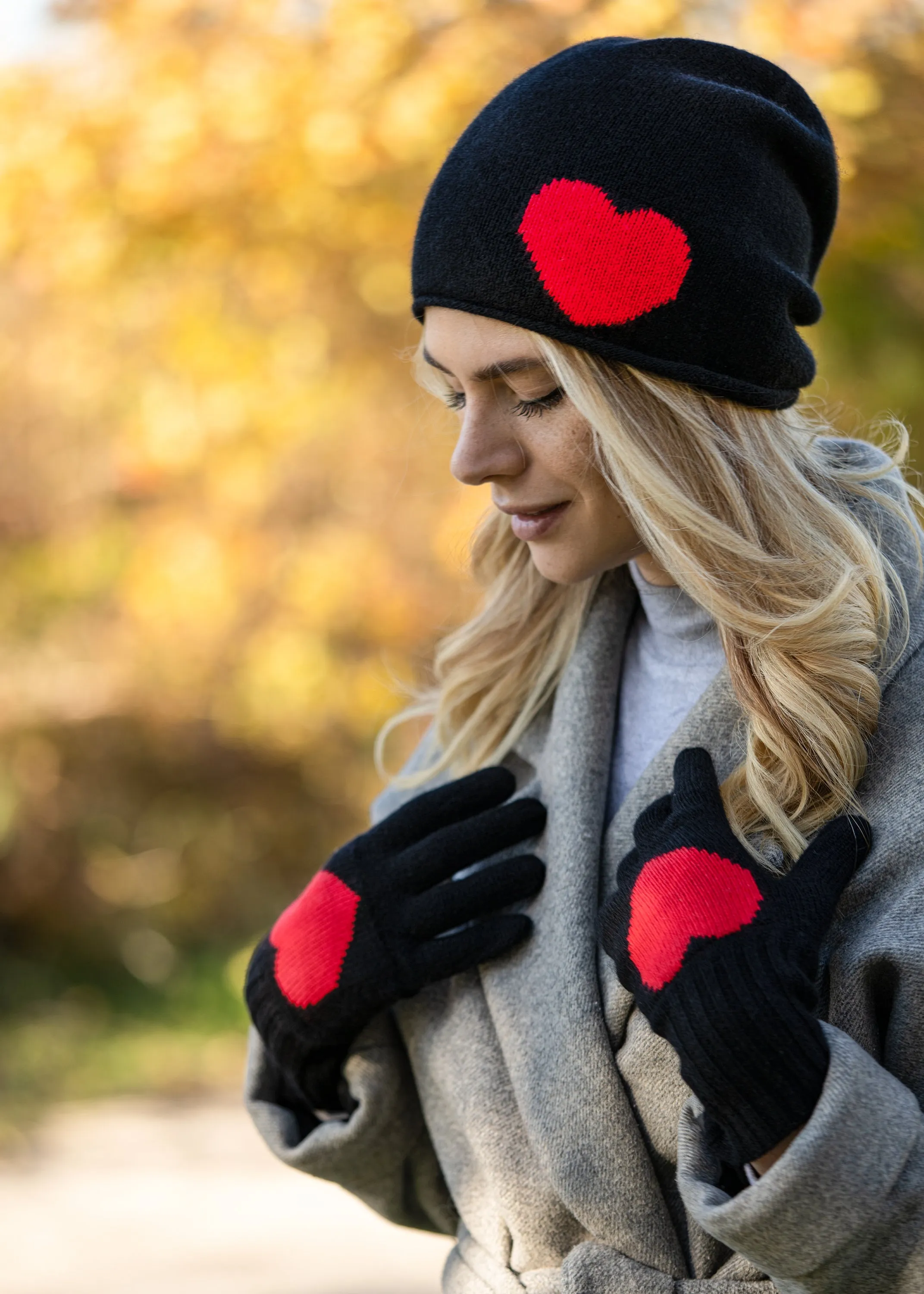 Cashmere Blend Heart Glove