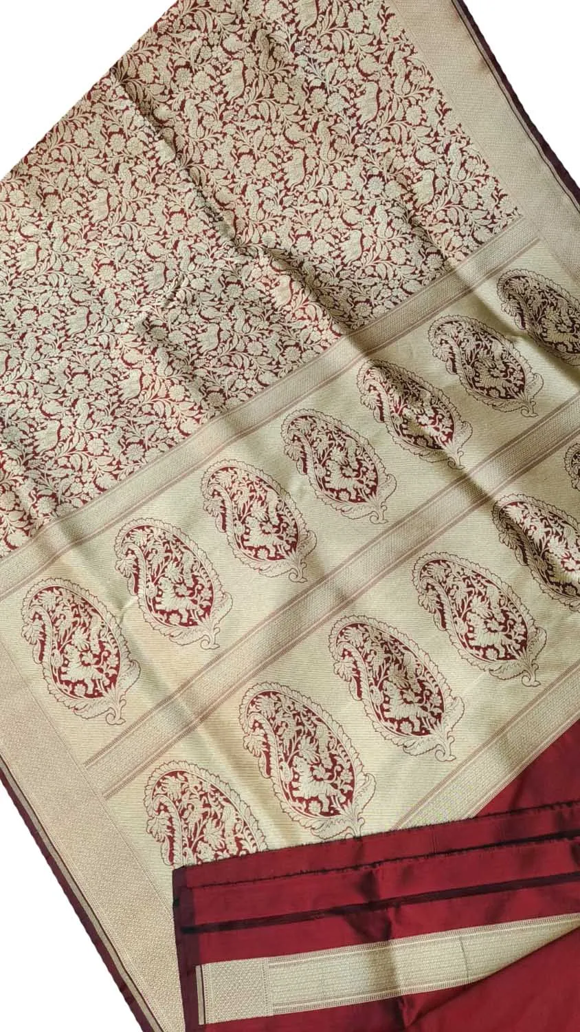 Elegant Maroon Banarasi Silk Saree: Handloom Beauty