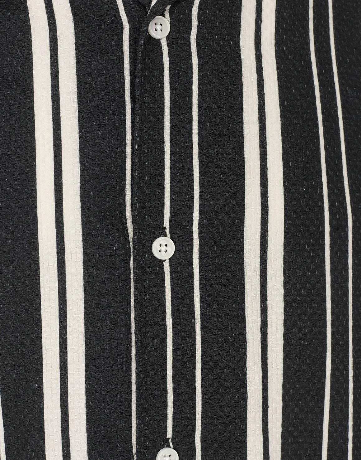 Ilois 9666 Striped Shirt - Black