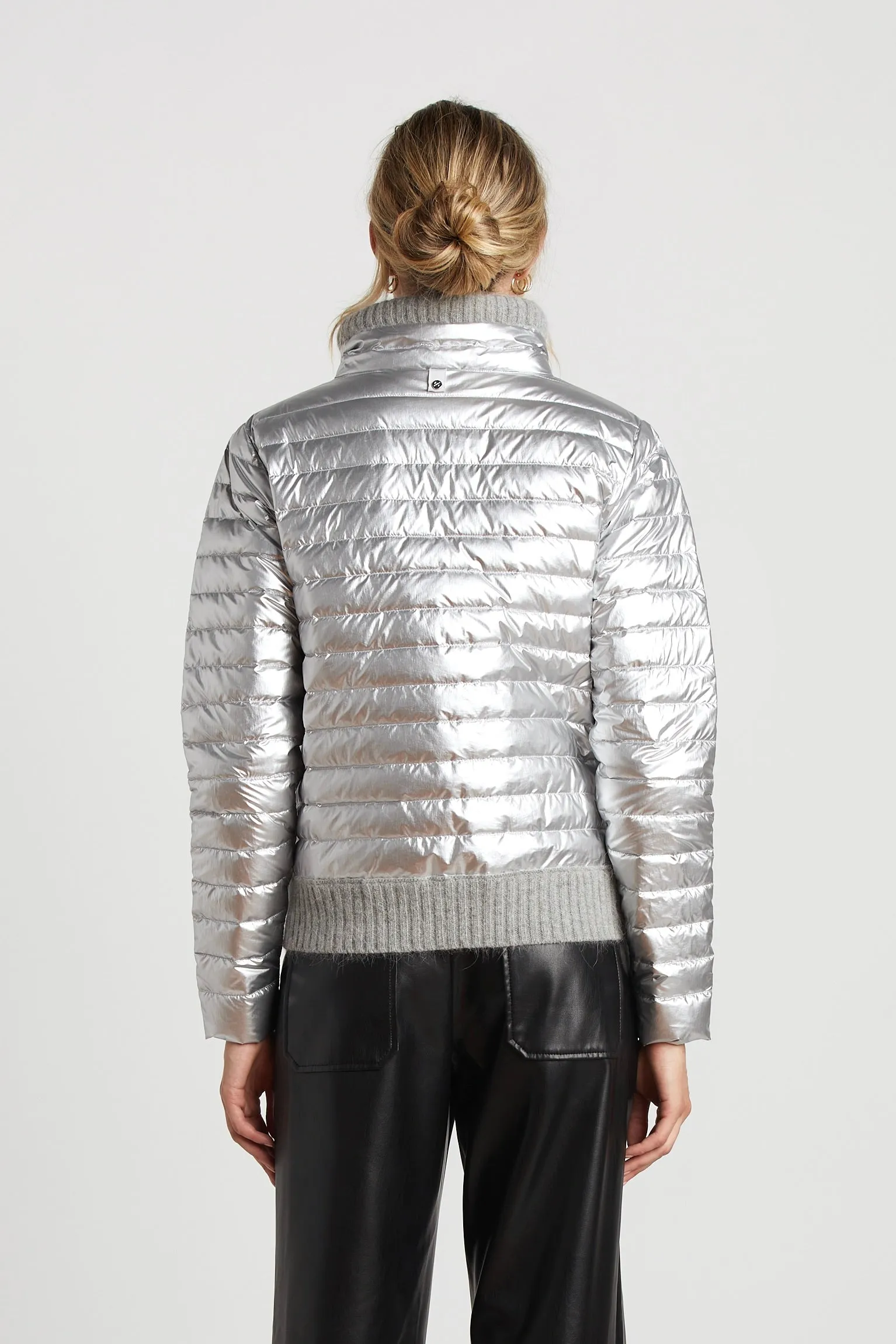 Lulu Lightweight Quilted Down Jacket With Knit Trim Details - Silver
