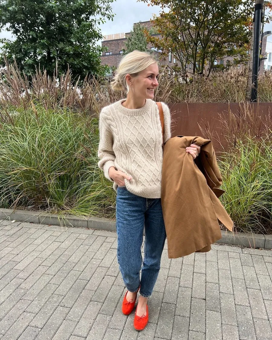 Moby sweater from Petiteknit, No 1 yarn kit