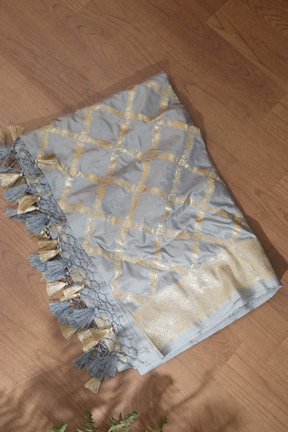 Timeless Beauty: Elegant Grey Banarasi Silk Dupatta