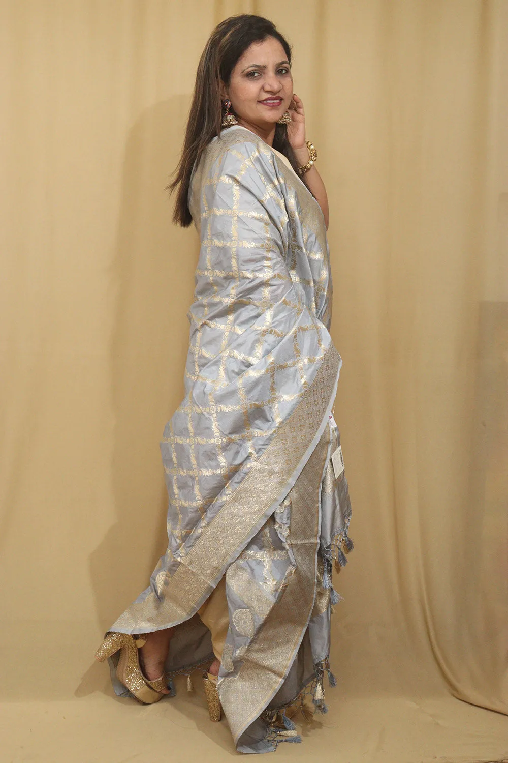 Timeless Beauty: Elegant Grey Banarasi Silk Dupatta